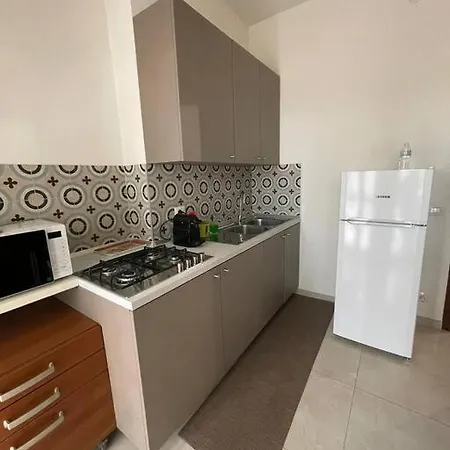Apartment Terrace House Mq 80 Adiacente Ospedale E Clinica *