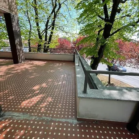 아파트 Terrace House Mq 80 Adiacente Ospedale E Clinica