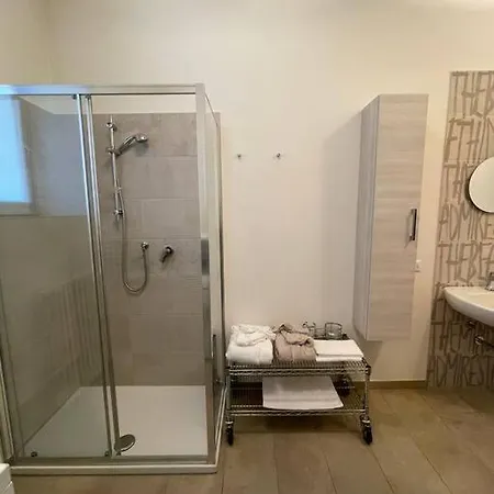 Terrace House Mq 80 Adiacente Ospedale E Clinica