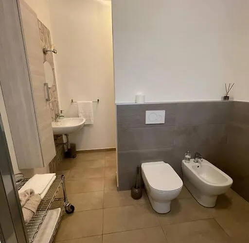 Apartamento Terrace House Mq 80 Adiacente Ospedale E Clinica