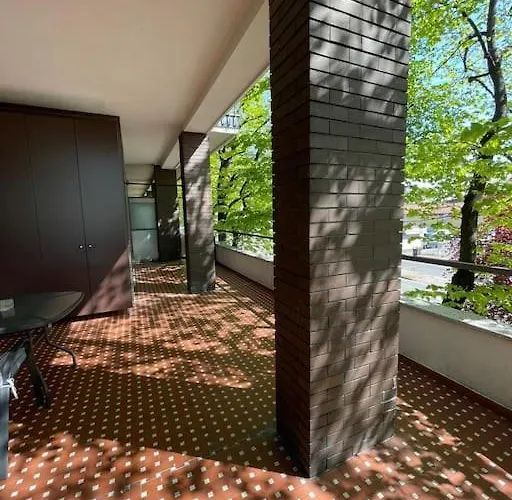 Διαμέρισμα Terrace House Mq 80 Adiacente Ospedale E Clinica