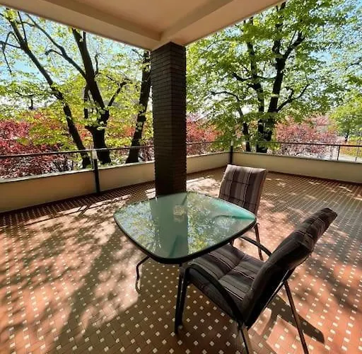 Terrace House Mq 80 Adiacente Ospedale E Clinica * Plasencia